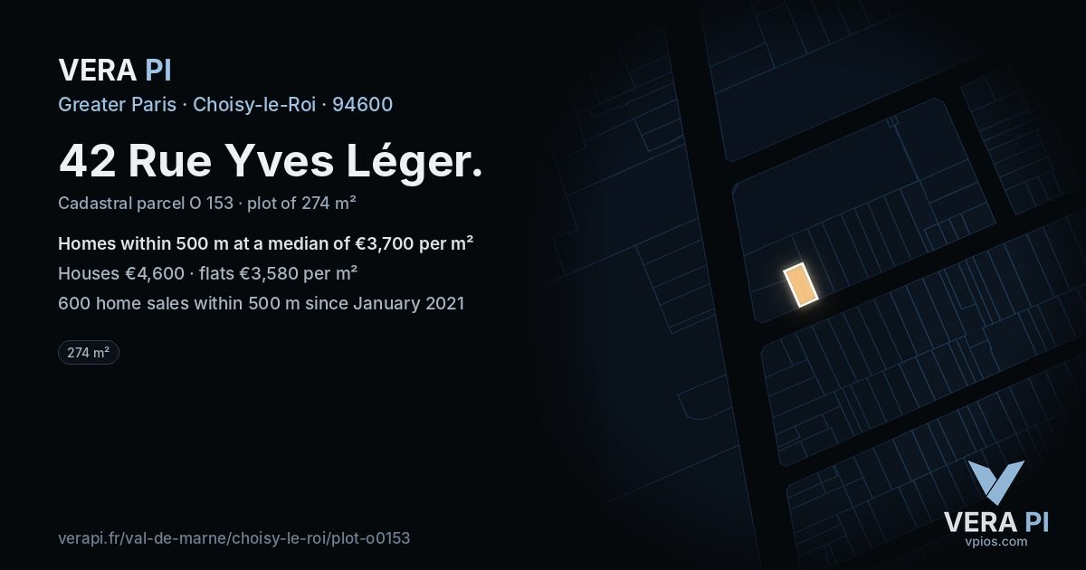 42 Rue Yves Léger, Choisy-le-Roi at night – the plot lit, the parcels around coloured by the prices near them