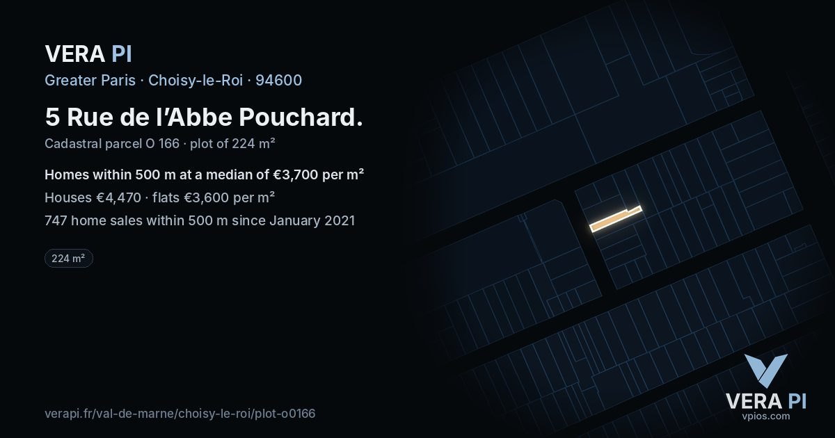 5 Rue de l’Abbe Pouchard, Choisy-le-Roi at night – the plot lit, the parcels around coloured by the prices near them
