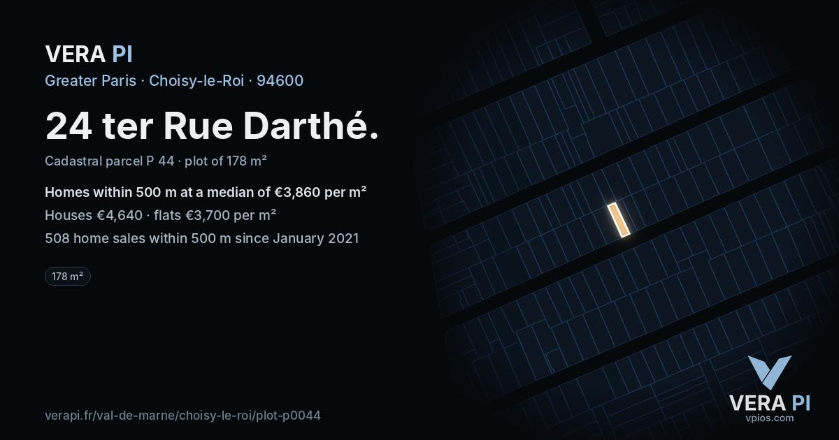 24 ter Rue Darthé, Choisy-le-Roi at night – the plot lit, the parcels around coloured by the prices near them