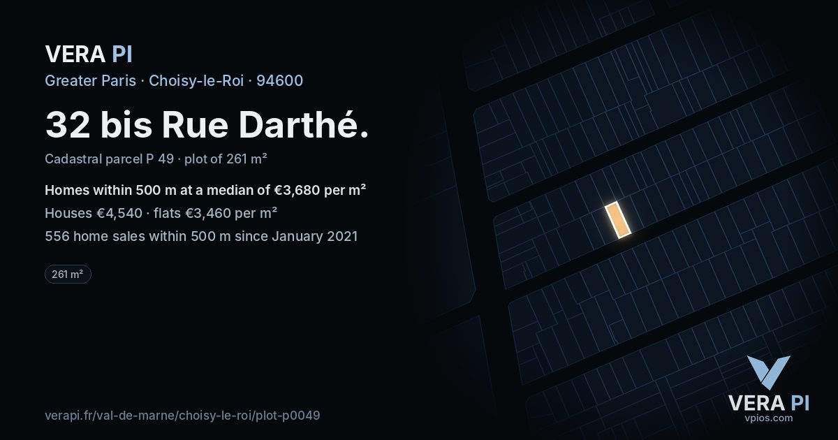 32 bis Rue Darthé, Choisy-le-Roi at night – the plot lit, the parcels around coloured by the prices near them