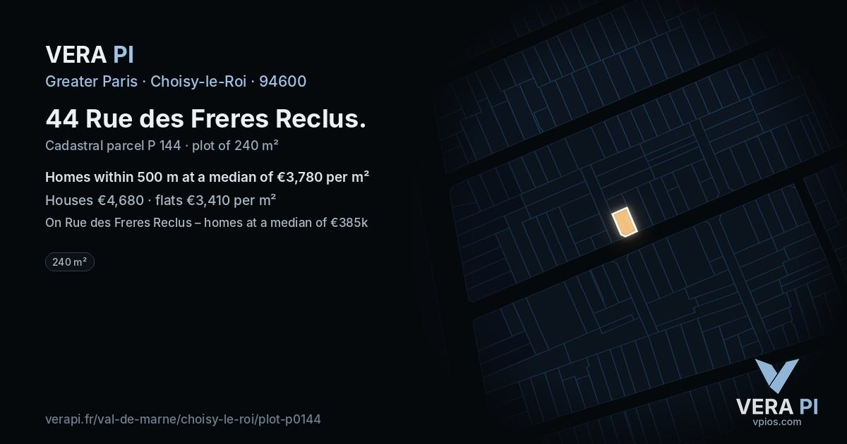 44 Rue des Freres Reclus, Choisy-le-Roi at night – the plot lit, the parcels around coloured by the prices near them