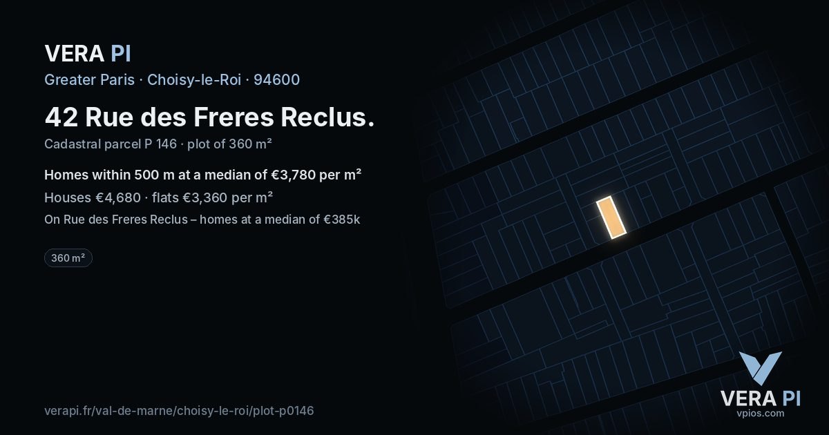 42 Rue des Freres Reclus, Choisy-le-Roi at night – the plot lit, the parcels around coloured by the prices near them