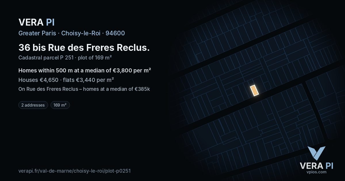 36 bis Rue des Freres Reclus, Choisy-le-Roi at night – the plot lit, the parcels around coloured by the prices near them