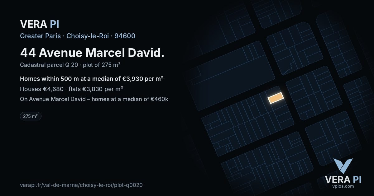 44 Avenue Marcel David, Choisy-le-Roi at night – the plot lit, the parcels around coloured by the prices near them