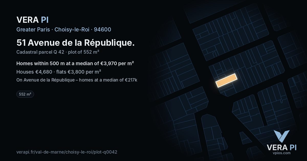 51 Avenue de la République, Choisy-le-Roi at night – the plot lit, the parcels around coloured by the prices near them