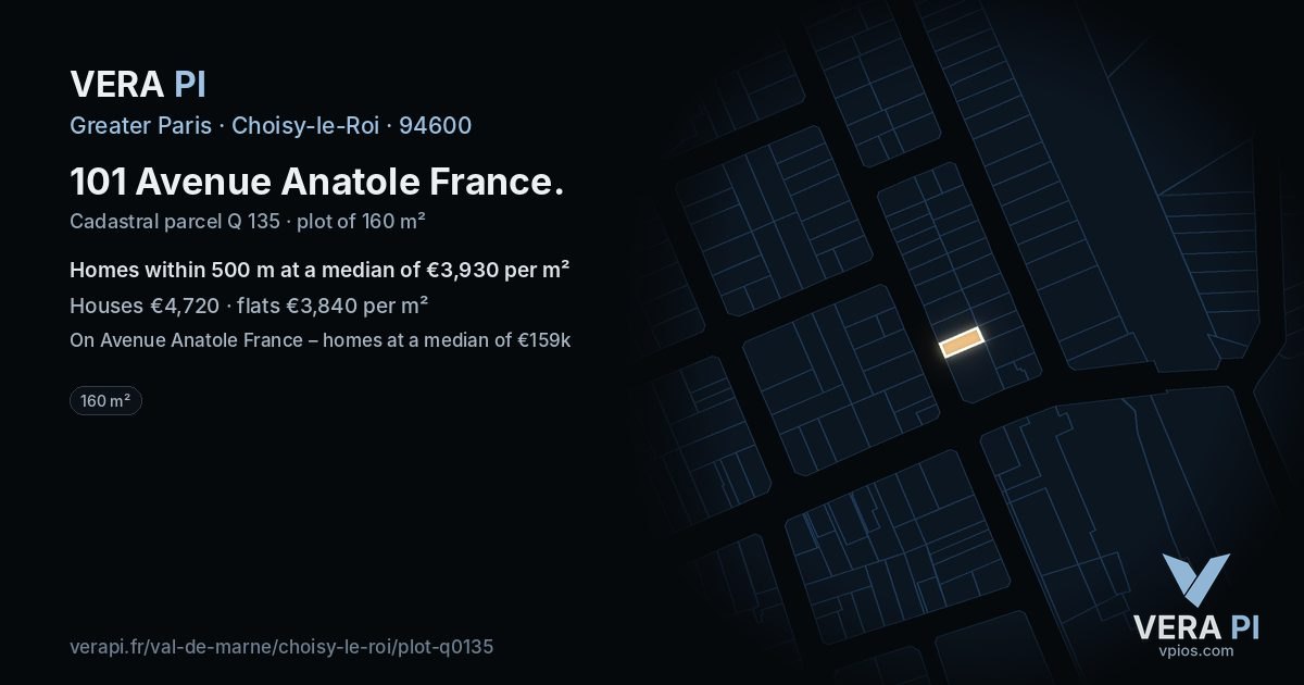 101 Avenue Anatole France, Choisy-le-Roi at night – the plot lit, the parcels around coloured by the prices near them