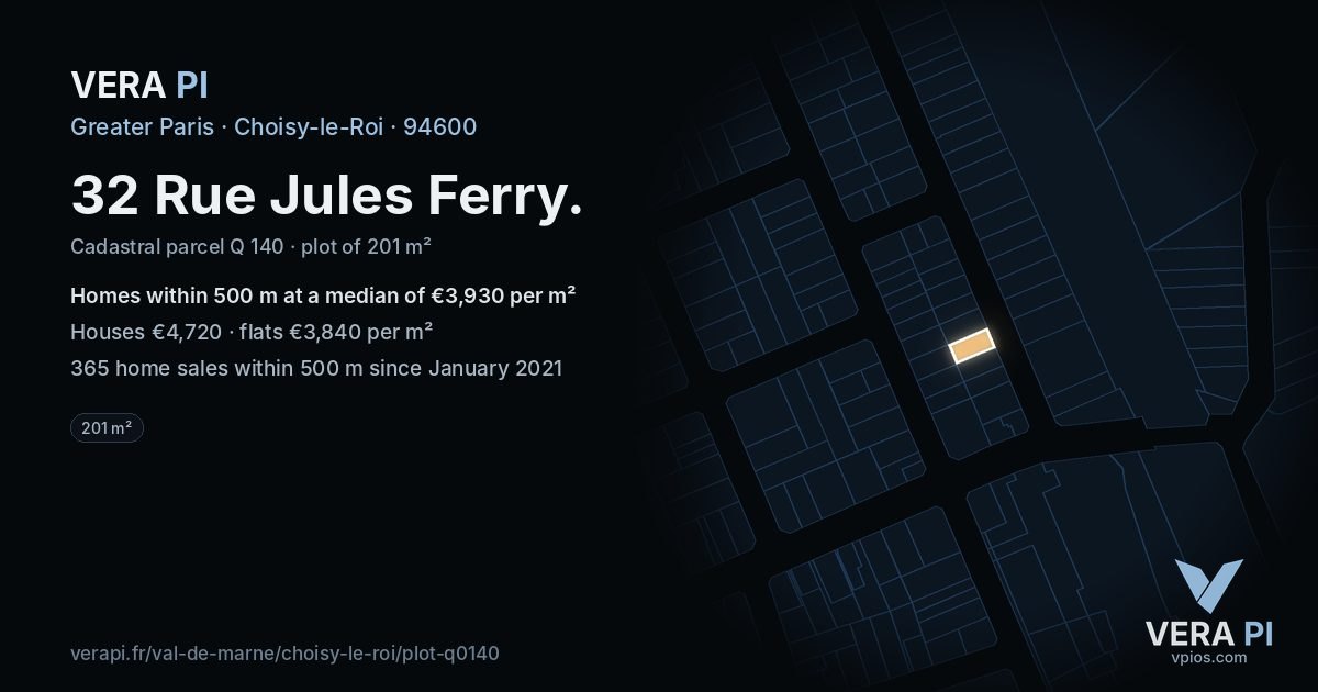 32 Rue Jules Ferry, Choisy-le-Roi at night – the plot lit, the parcels around coloured by the prices near them