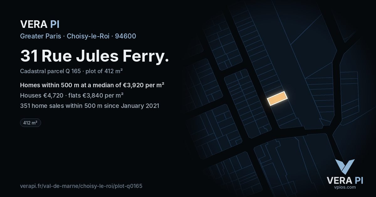 31 Rue Jules Ferry, Choisy-le-Roi at night – the plot lit, the parcels around coloured by the prices near them