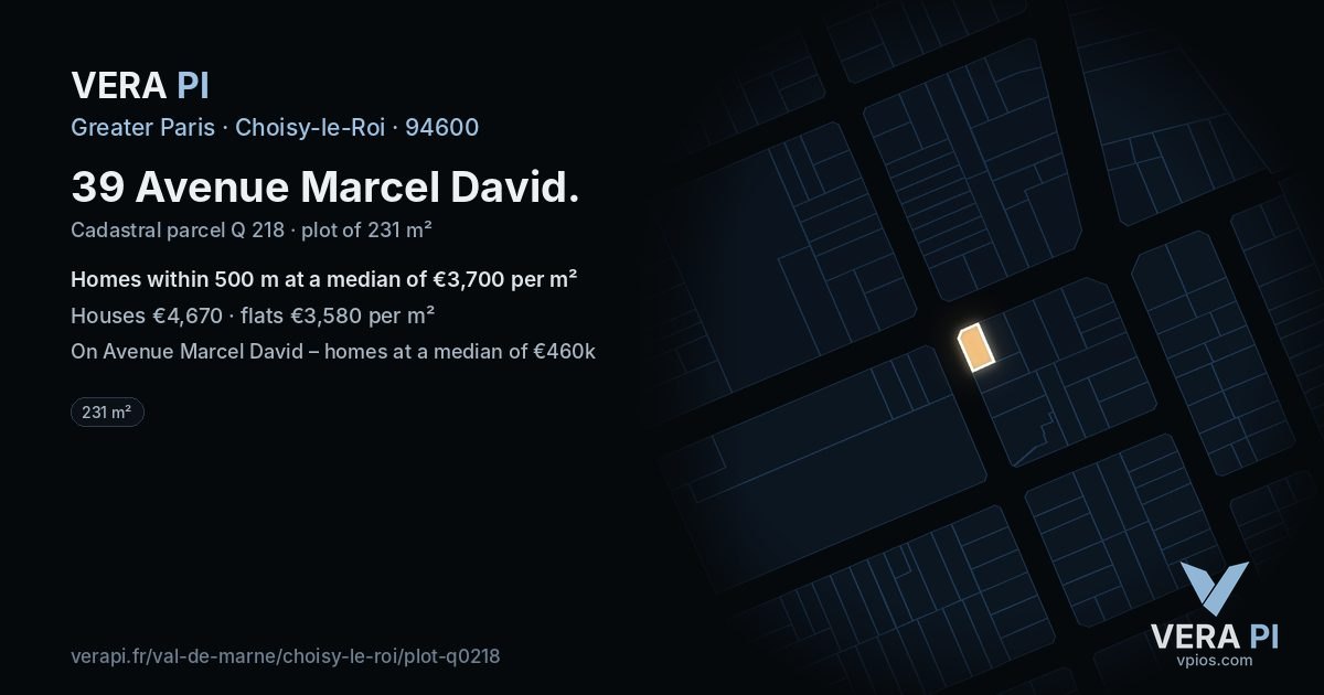 39 Avenue Marcel David, Choisy-le-Roi at night – the plot lit, the parcels around coloured by the prices near them