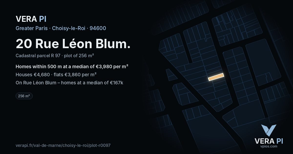 20 Rue Léon Blum, Choisy-le-Roi at night – the plot lit, the parcels around coloured by the prices near them