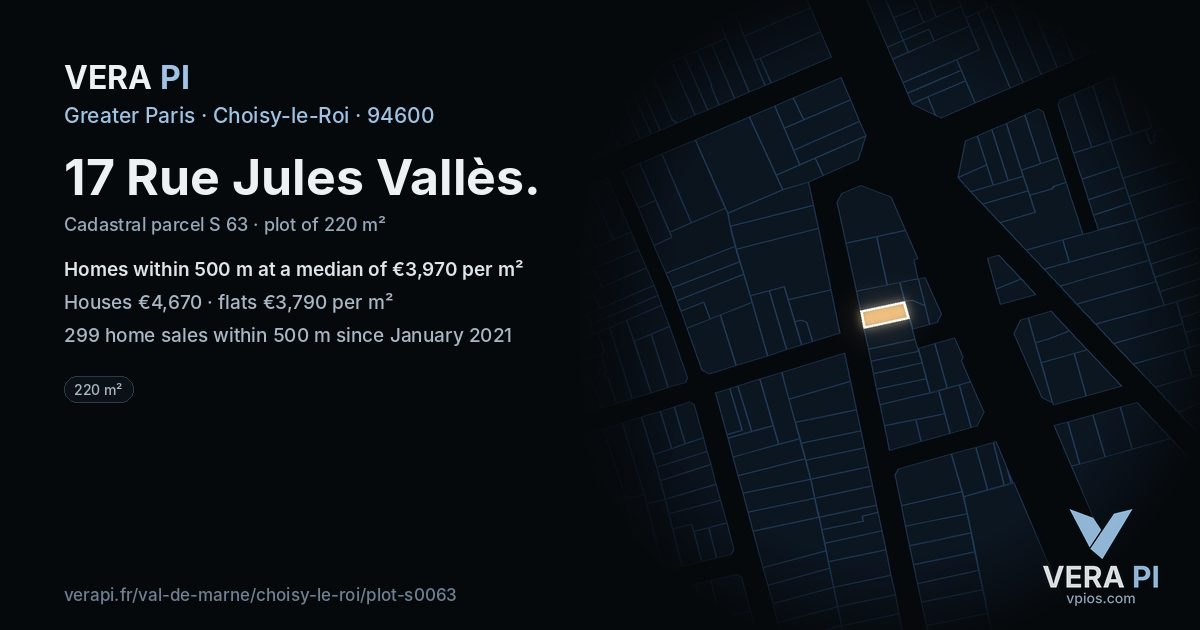 17 Rue Jules Vallès, Choisy-le-Roi at night – the plot lit, the parcels around coloured by the prices near them