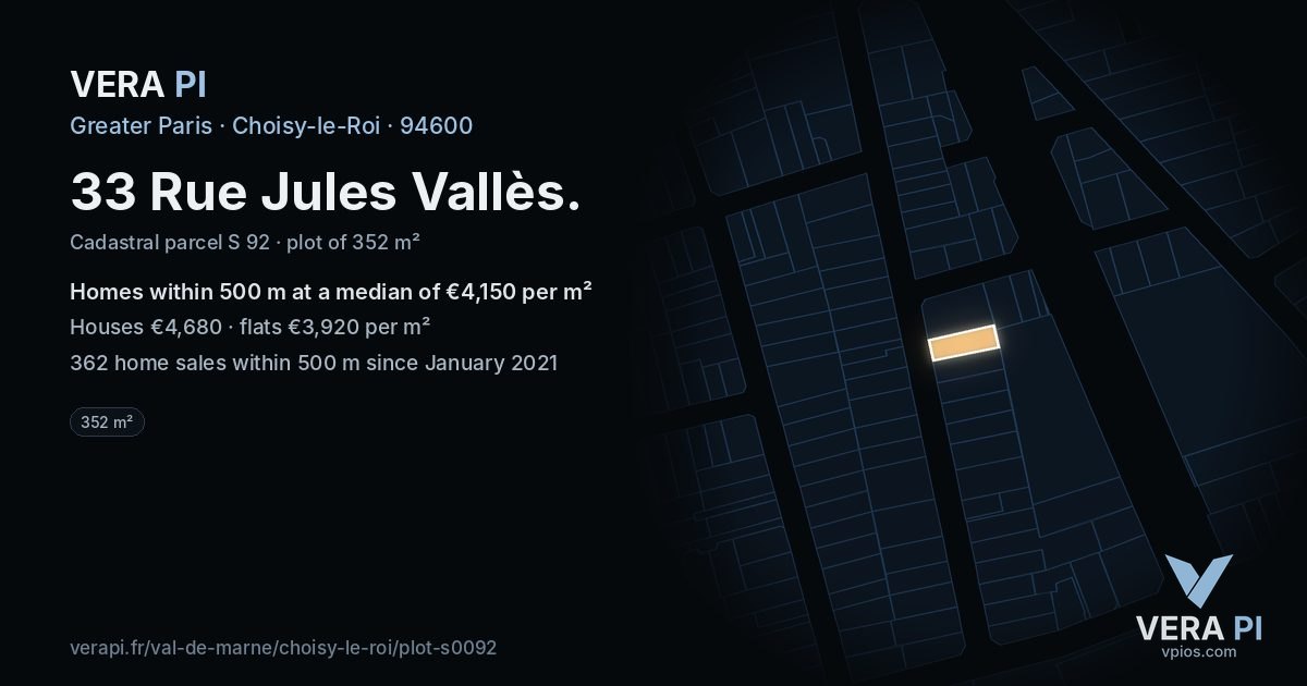 33 Rue Jules Vallès, Choisy-le-Roi at night – the plot lit, the parcels around coloured by the prices near them
