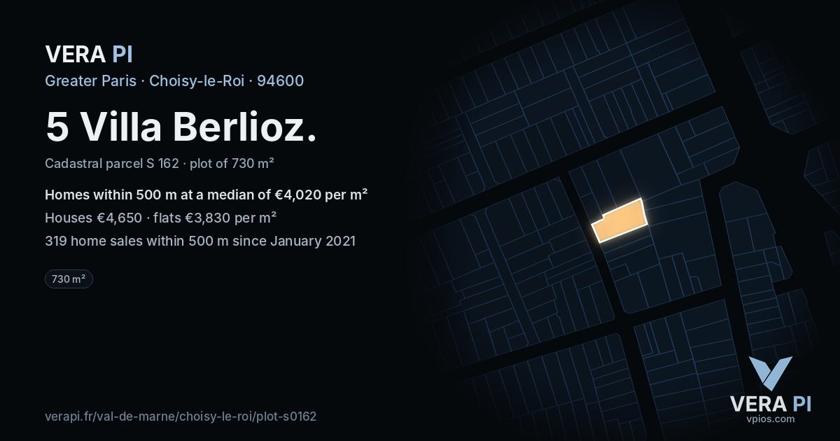 5 Villa Berlioz, Choisy-le-Roi at night – the plot lit, the parcels around coloured by the prices near them