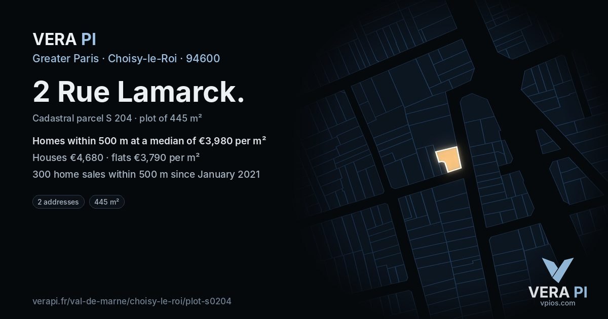 2 Rue Lamarck, Choisy-le-Roi at night – the plot lit, the parcels around coloured by the prices near them