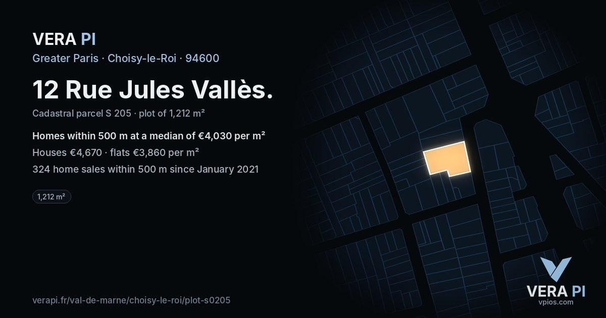 12 Rue Jules Vallès, Choisy-le-Roi at night – the plot lit, the parcels around coloured by the prices near them