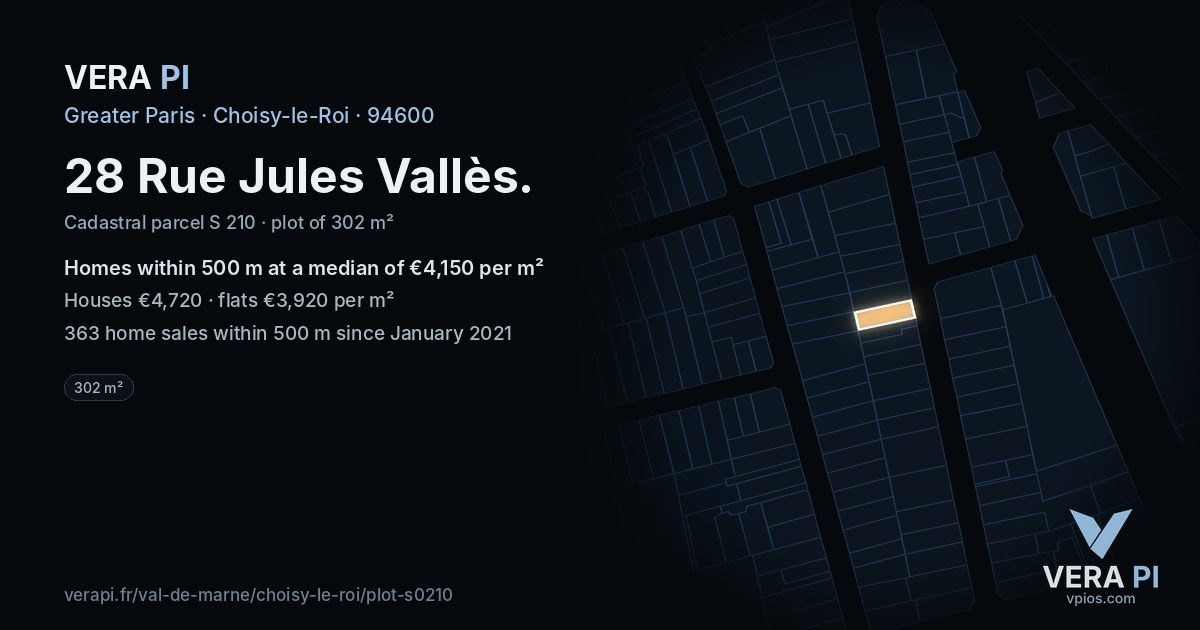 28 Rue Jules Vallès, Choisy-le-Roi at night – the plot lit, the parcels around coloured by the prices near them