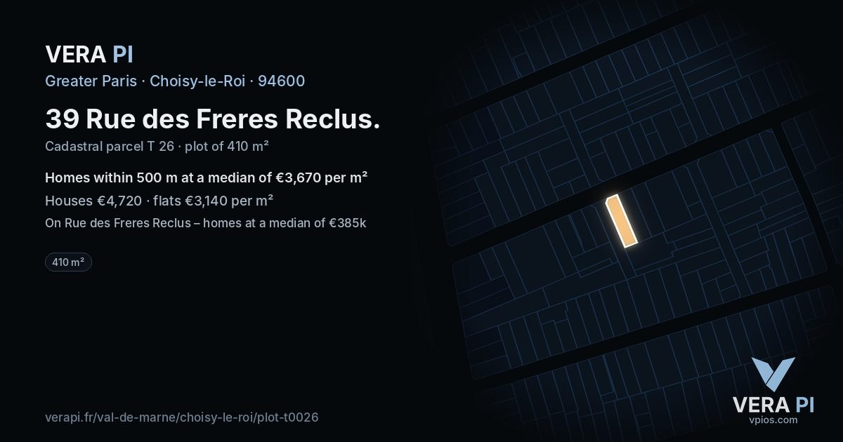 39 Rue des Freres Reclus, Choisy-le-Roi at night – the plot lit, the parcels around coloured by the prices near them