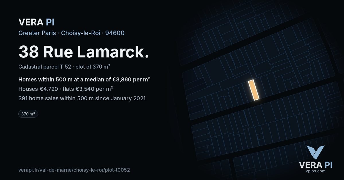 38 Rue Lamarck, Choisy-le-Roi at night – the plot lit, the parcels around coloured by the prices near them