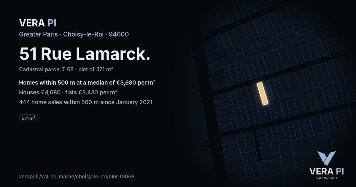 51 Rue Lamarck, Choisy-le-Roi at night – the plot lit, the parcels around coloured by the prices near them