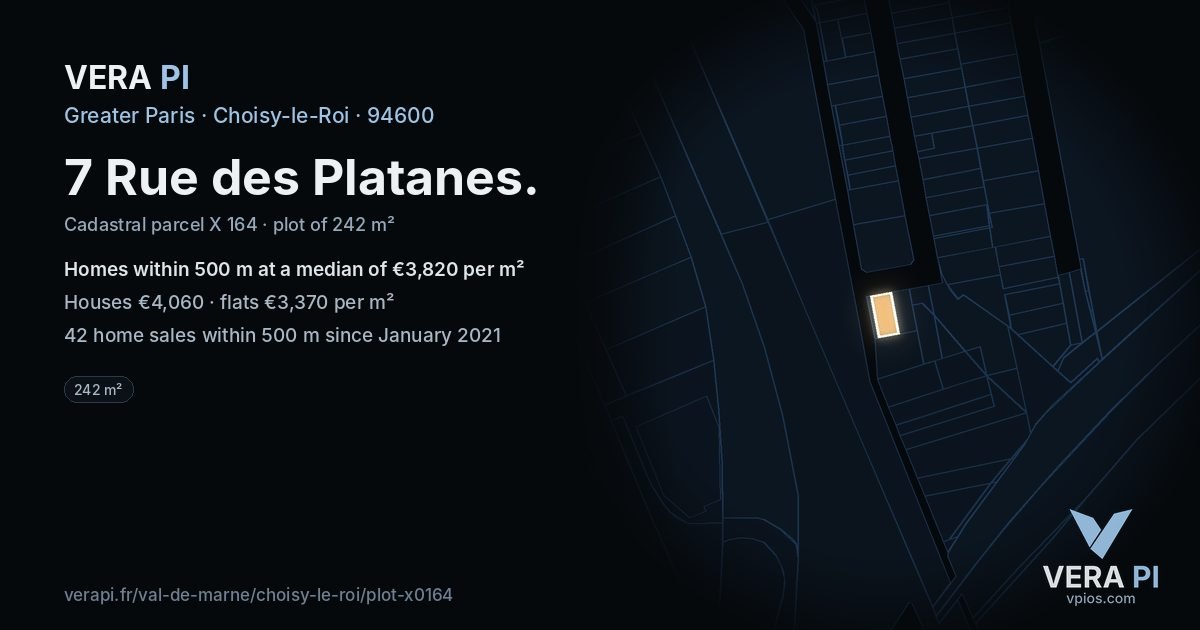 7 Rue des Platanes, Choisy-le-Roi at night – the plot lit, the parcels around coloured by the prices near them