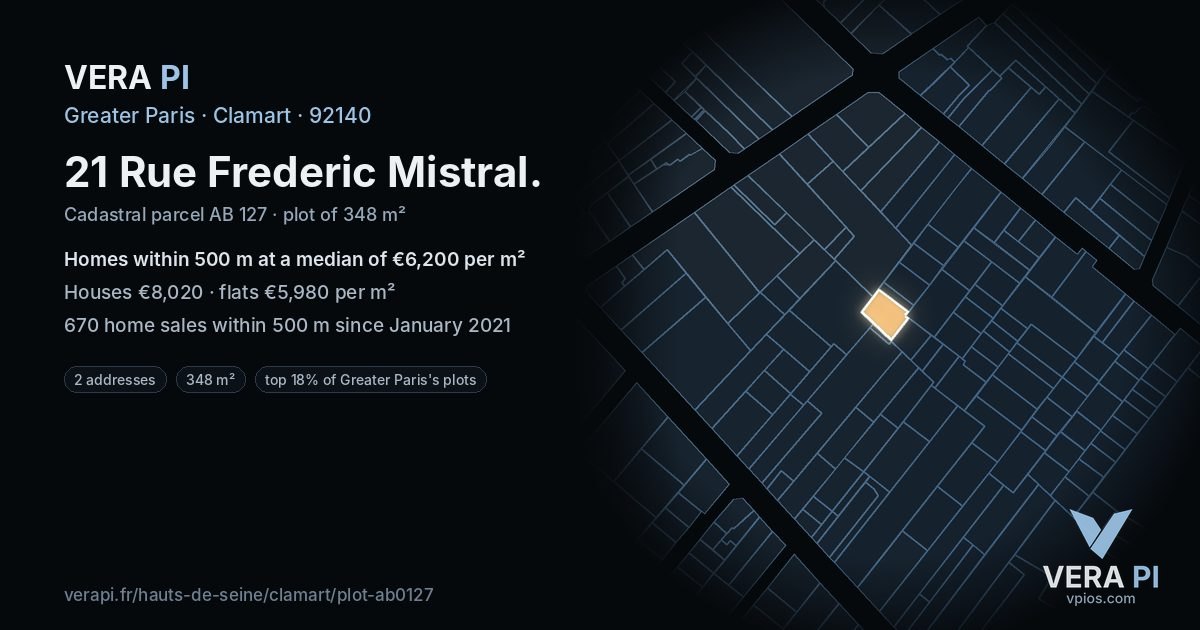 21 Rue Frederic Mistral, Clamart at night – the plot lit, the parcels around coloured by the prices near them