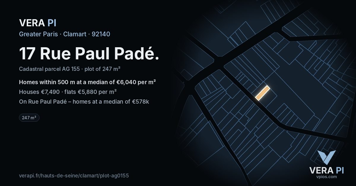 17 Rue Paul Padé, Clamart at night – the plot lit, the parcels around coloured by the prices near them