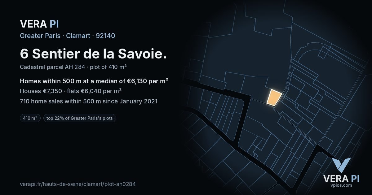 6 Sentier de la Savoie, Clamart at night – the plot lit, the parcels around coloured by the prices near them