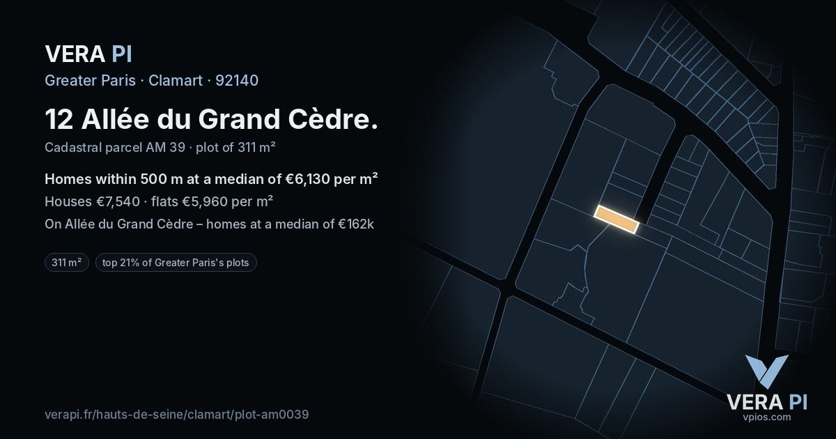12 Allée du Grand Cèdre, Clamart at night – the plot lit, the parcels around coloured by the prices near them