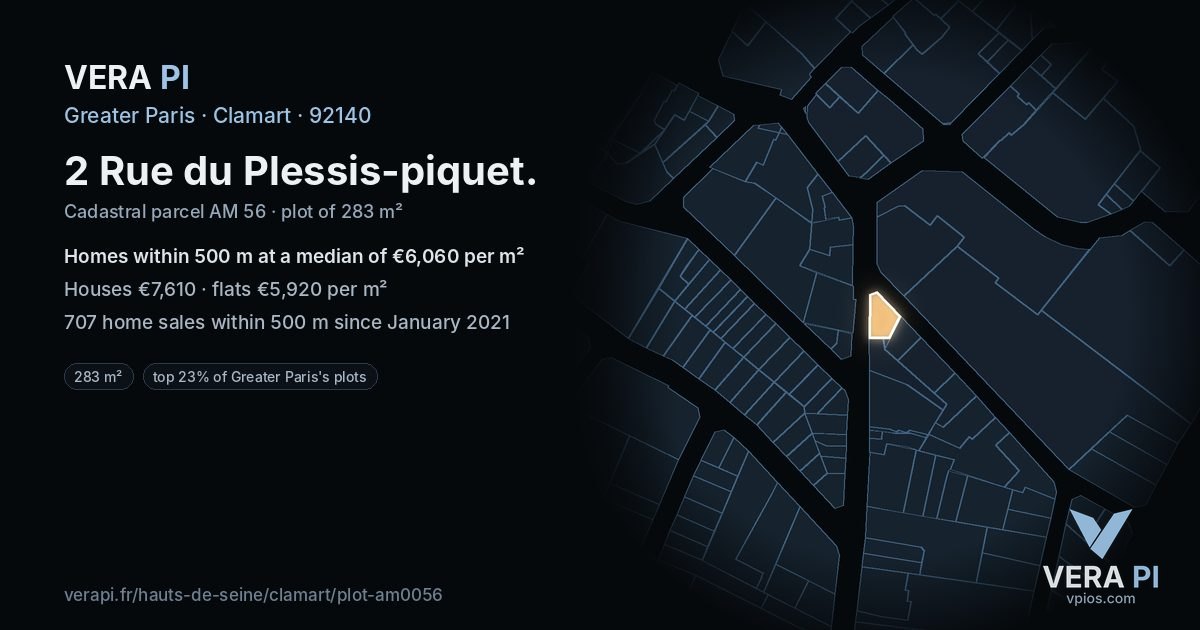 2 Rue du Plessis-piquet, Clamart at night – the plot lit, the parcels around coloured by the prices near them
