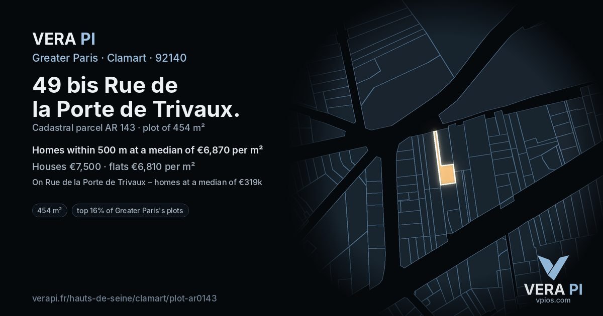 49 bis Rue de la Porte de Trivaux, Clamart at night – the plot lit, the parcels around coloured by the prices near them