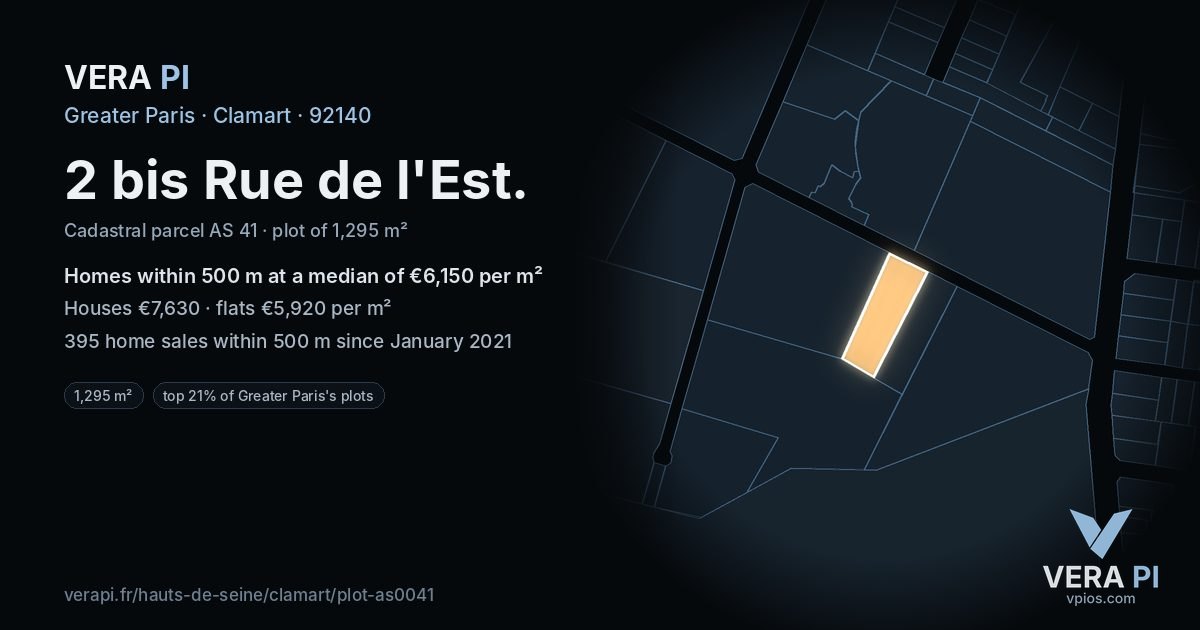 2 bis Rue de l'Est, Clamart at night – the plot lit, the parcels around coloured by the prices near them