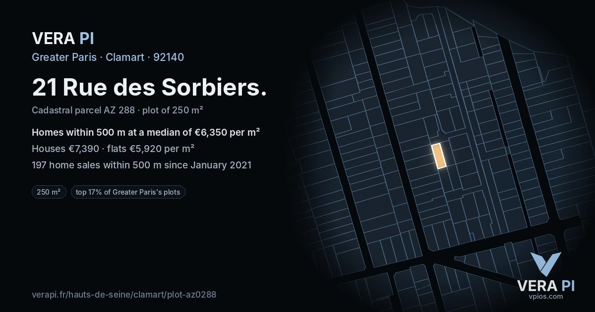 21 Rue des Sorbiers, Clamart at night – the plot lit, the parcels around coloured by the prices near them