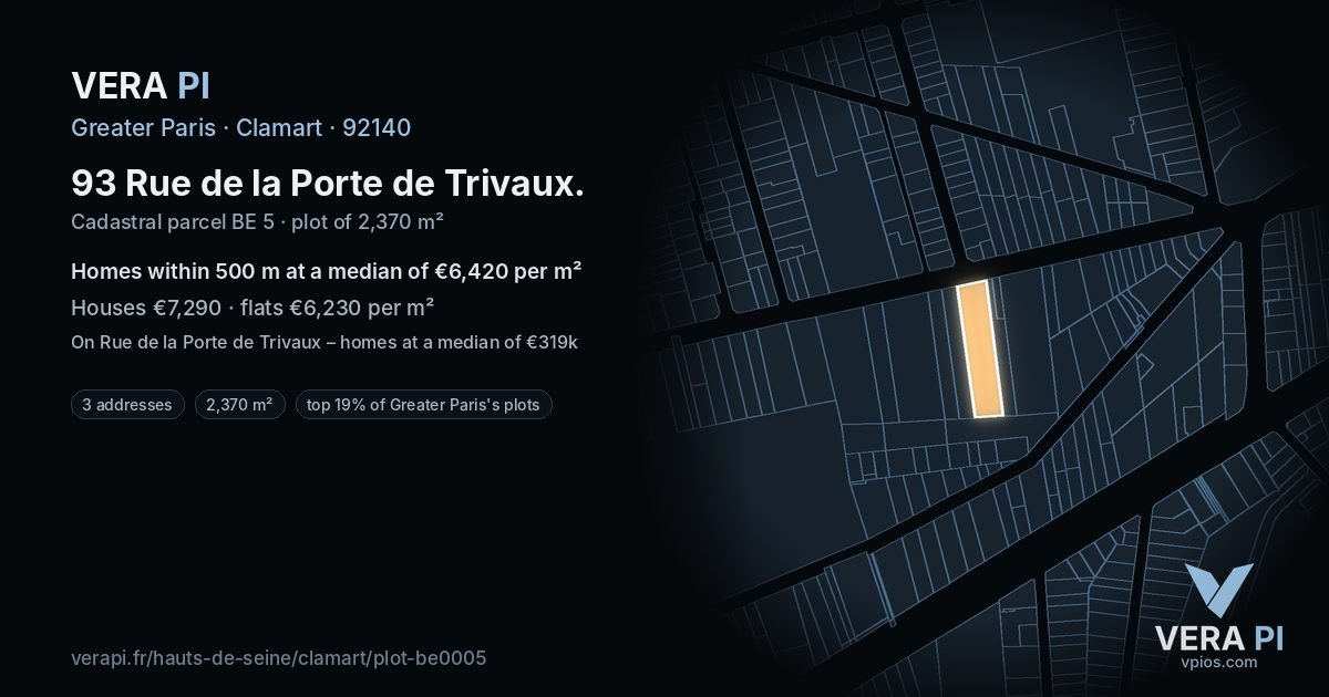 93 Rue de la Porte de Trivaux, Clamart at night – the plot lit, the parcels around coloured by the prices near them