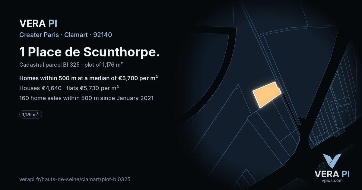 1 Place de Scunthorpe, Clamart at night – the plot lit, the parcels around coloured by the prices near them