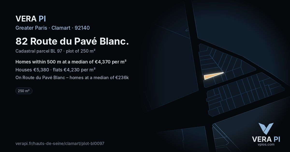 82 Route du Pavé Blanc, Clamart at night – the plot lit, the parcels around coloured by the prices near them