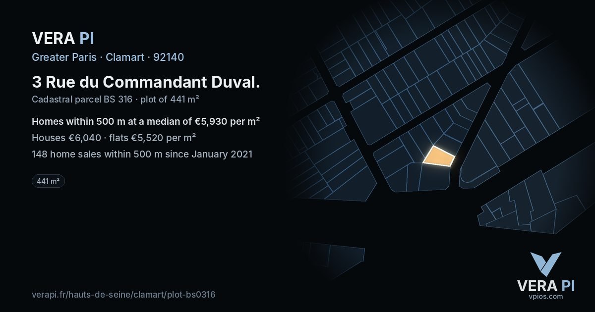 3 Rue du Commandant Duval, Clamart at night – the plot lit, the parcels around coloured by the prices near them
