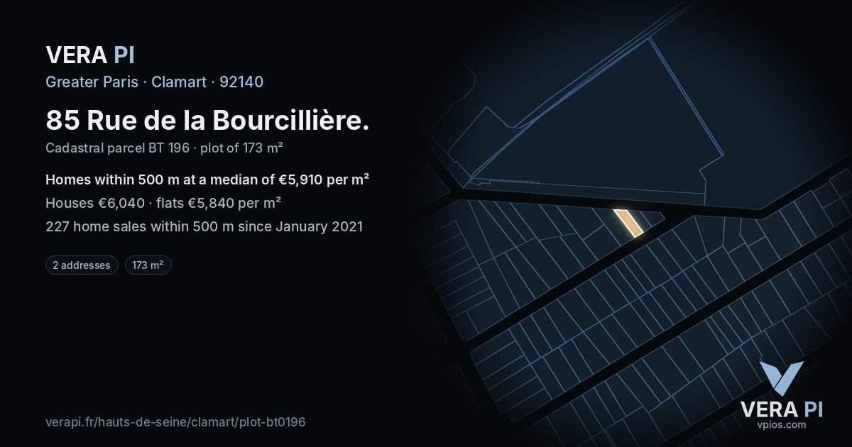 85 Rue de la Bourcillière, Clamart at night – the plot lit, the parcels around coloured by the prices near them