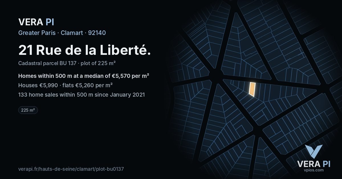 21 Rue de la Liberté, Clamart at night – the plot lit, the parcels around coloured by the prices near them