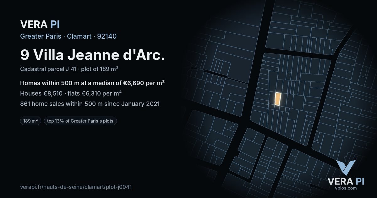 9 Villa Jeanne d'Arc, Clamart at night – the plot lit, the parcels around coloured by the prices near them