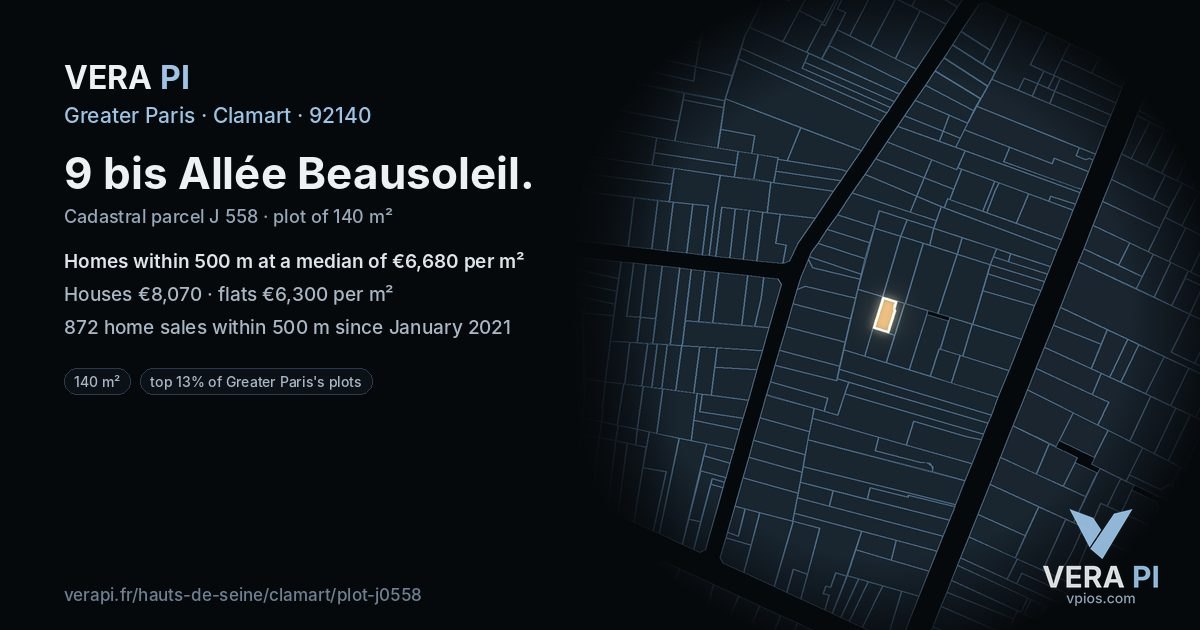 9 bis Allée Beausoleil, Clamart at night – the plot lit, the parcels around coloured by the prices near them