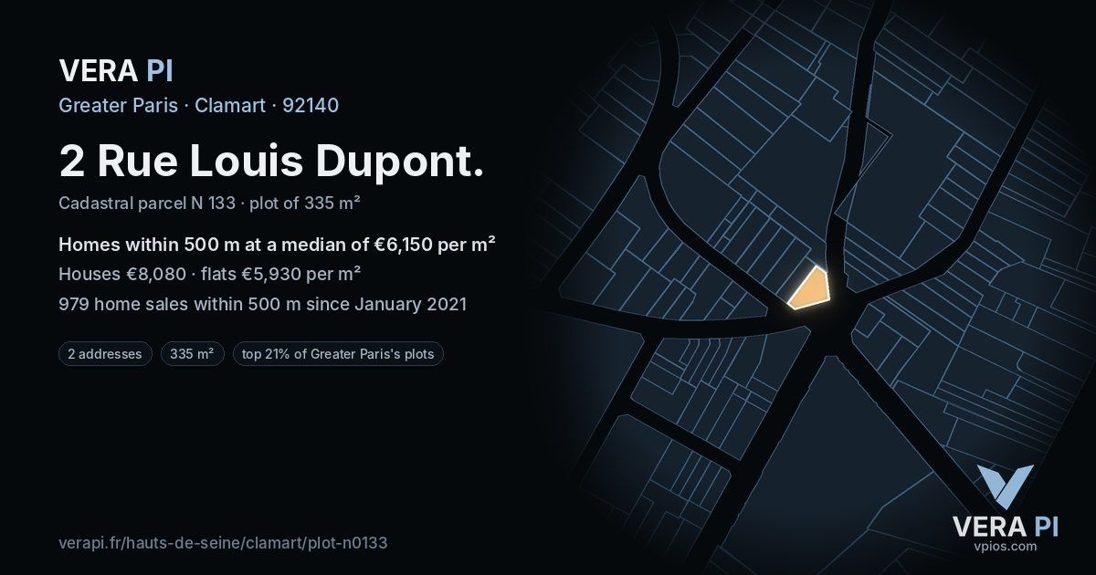 2 Rue Louis Dupont, Clamart at night – the plot lit, the parcels around coloured by the prices near them