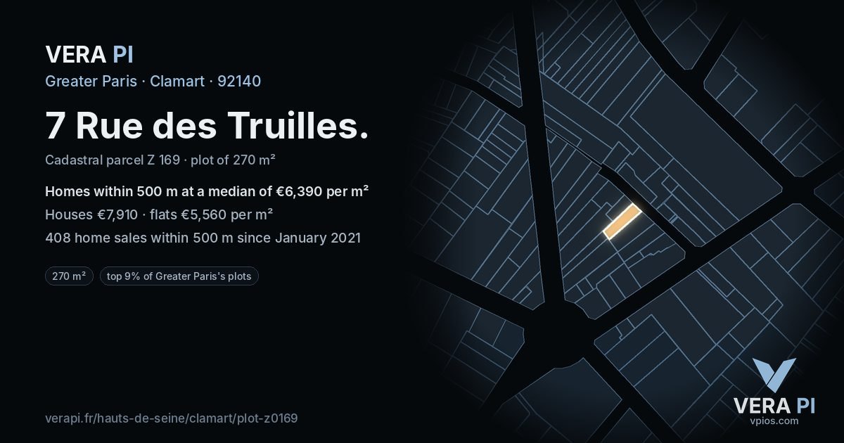 7 Rue des Truilles, Clamart at night – the plot lit, the parcels around coloured by the prices near them