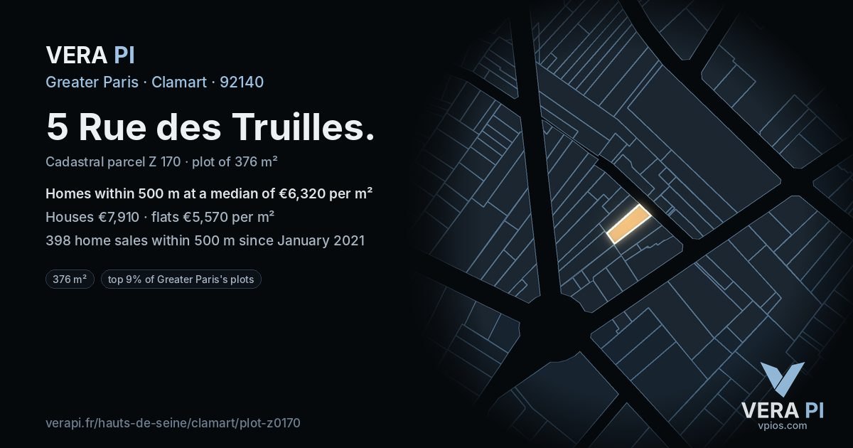 5 Rue des Truilles, Clamart at night – the plot lit, the parcels around coloured by the prices near them