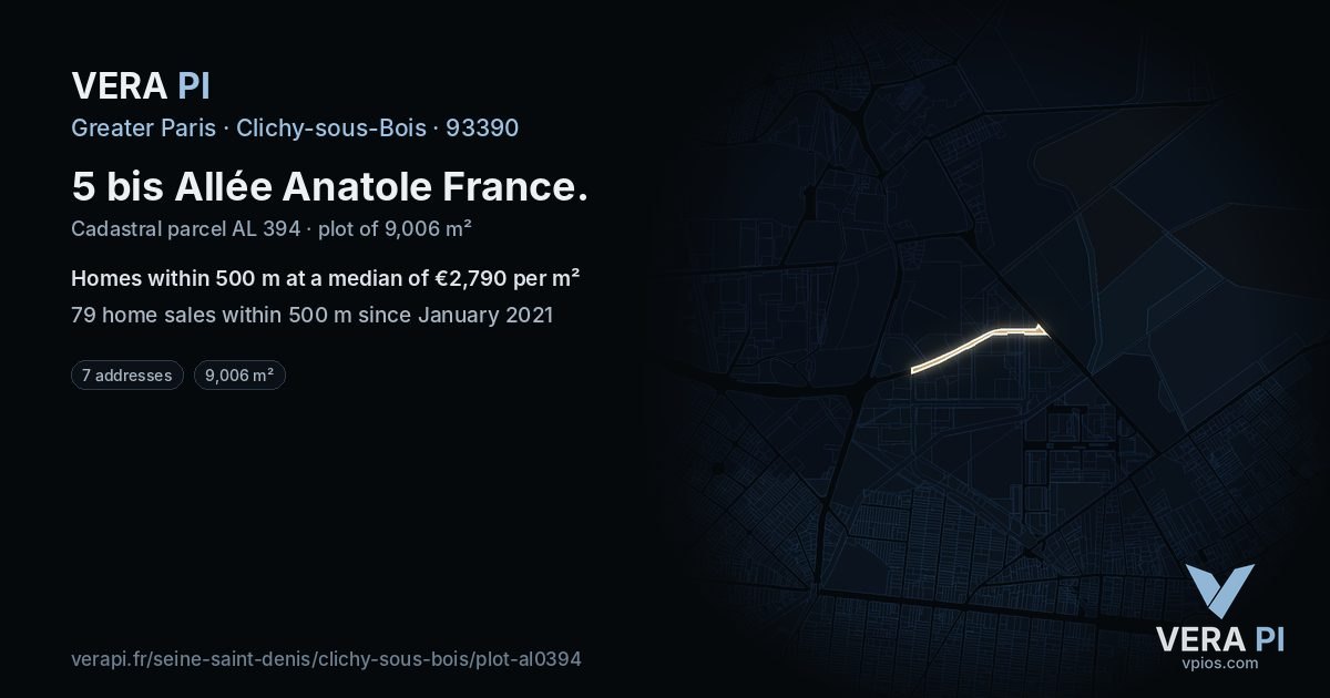 5 bis Allée Anatole France, Clichy-sous-Bois at night – the plot lit, the parcels around coloured by the prices near them