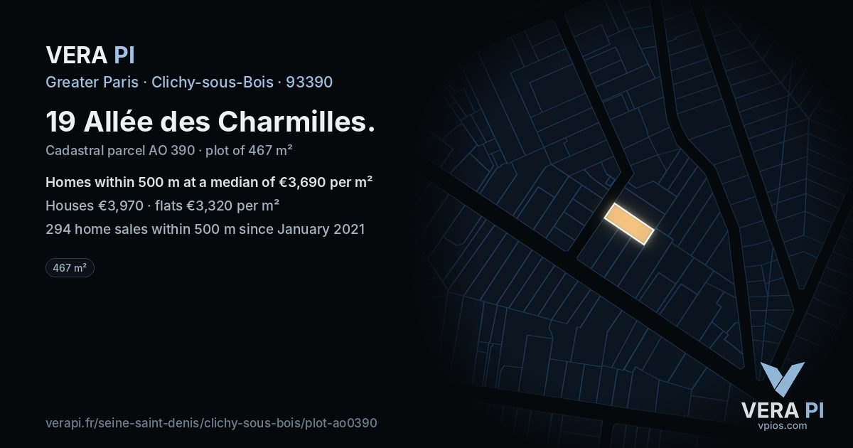 19 Allée des Charmilles, Clichy-sous-Bois at night – the plot lit, the parcels around coloured by the prices near them