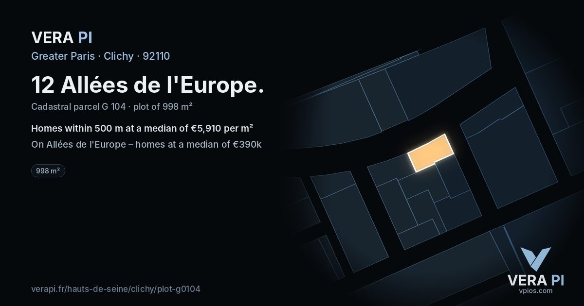12 Allées de l'Europe, Clichy at night – the plot lit, the parcels around coloured by the prices near them