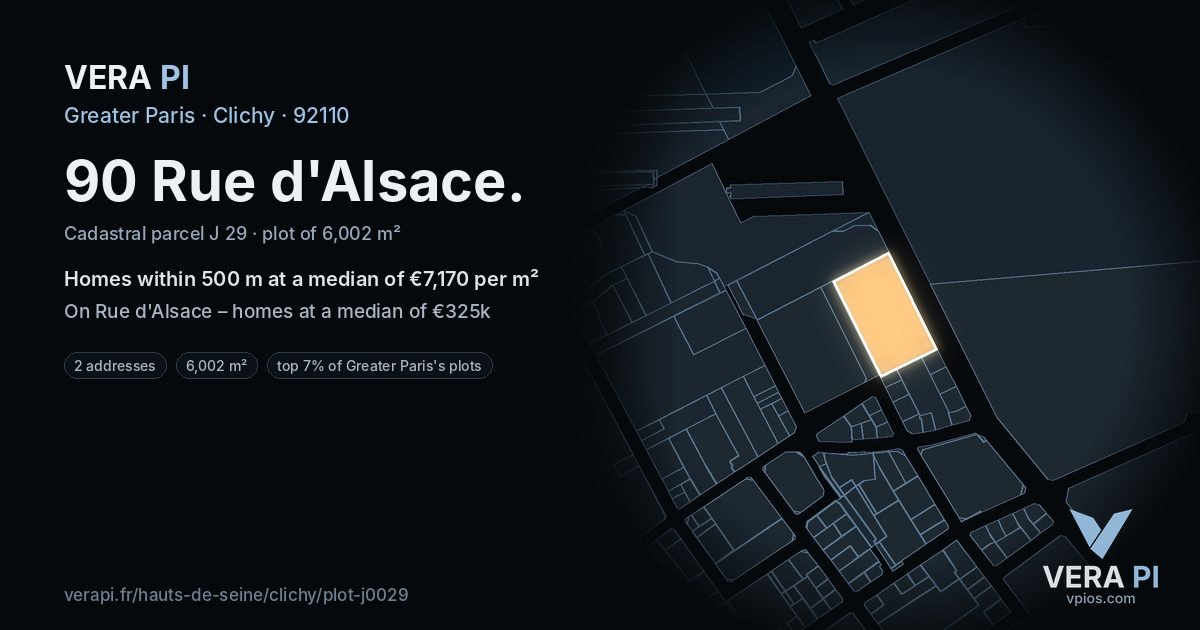 90 Rue d'Alsace, Clichy at night – the plot lit, the parcels around coloured by the prices near them