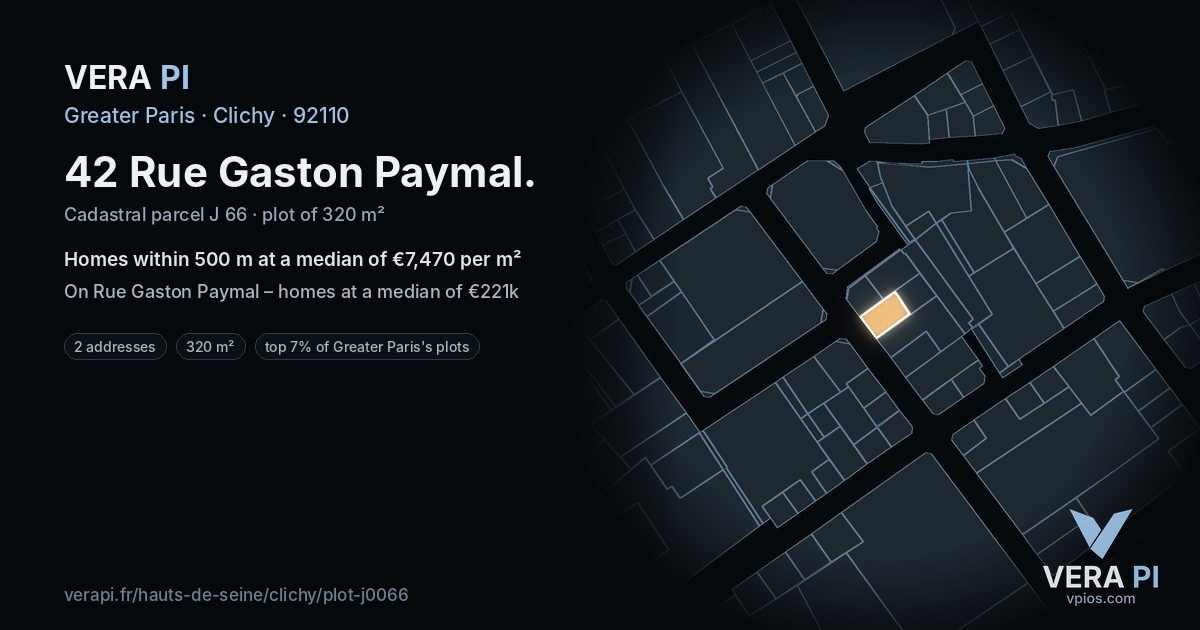 42 Rue Gaston Paymal, Clichy at night – the plot lit, the parcels around coloured by the prices near them