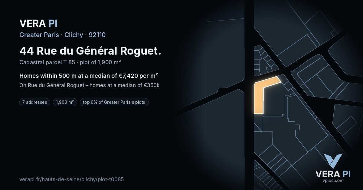 44 Rue du Général Roguet, Clichy at night – the plot lit, the parcels around coloured by the prices near them