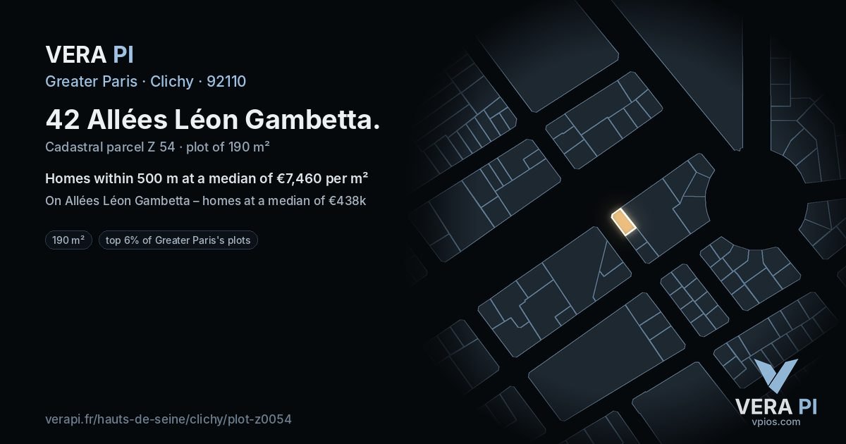 42 Allées Léon Gambetta, Clichy at night – the plot lit, the parcels around coloured by the prices near them